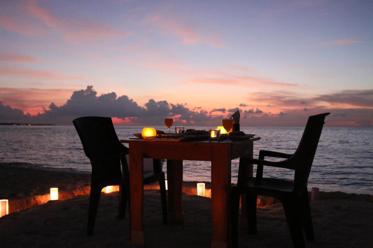 Rasreef Rasdhoo Maldives Hotel Exterior photo
