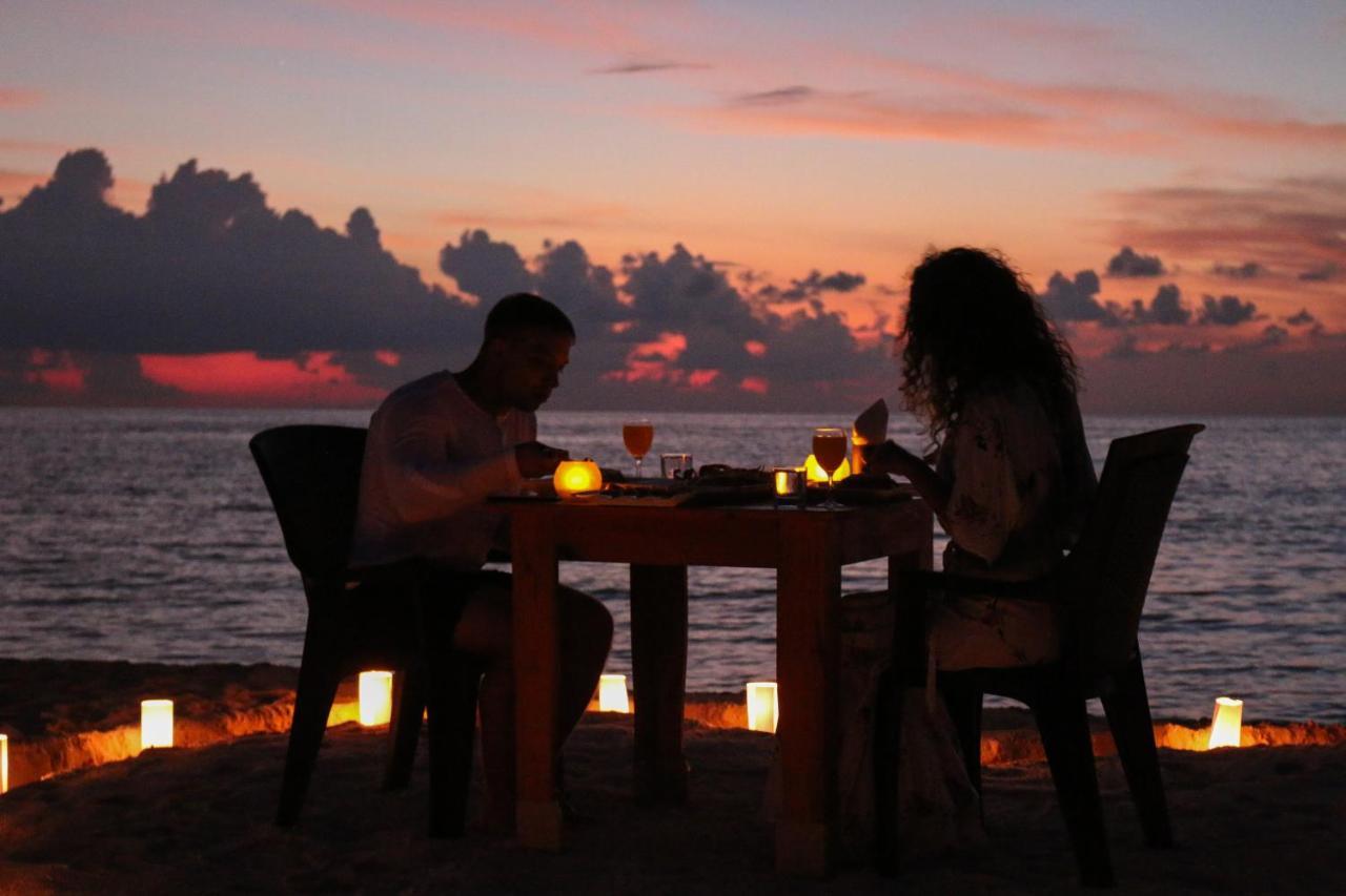 Rasreef Rasdhoo Maldives Hotel Exterior photo